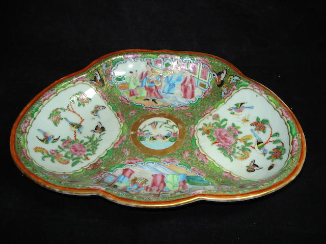 A Chinese Canton famille rose dish, 19th Century