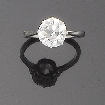 A diamond single-stone ring