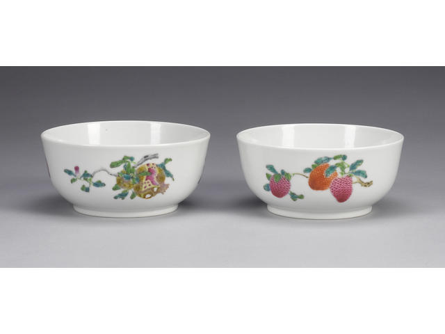 A pair of famille rose bowls Daoguang six-character marks