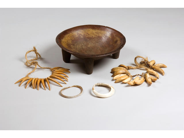 A good group of Fijian artefacts 5