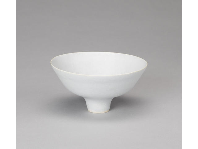 Dame Lucie Rie a small footed Bowl, circa 1960 Diameter 15.5cm (6 1/8in.)