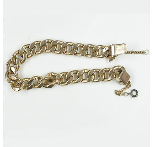 A hollow curb-link bracelet,