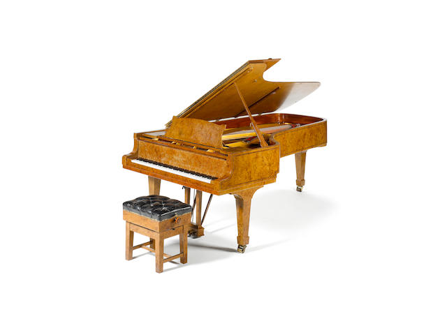 Sir Elton John's Steinway No.421840 Grand Piano (circa 1971)