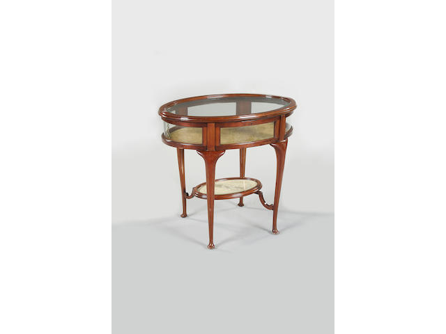 A 20th Century mahogany bijouterie table, circa 1920