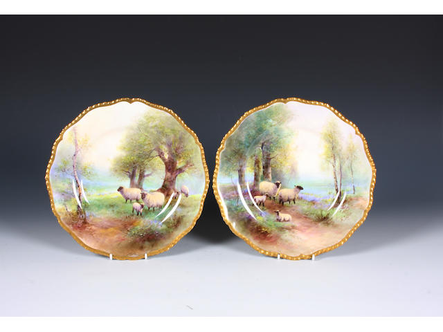 A pair of Royal Worcester plates by Harry Davis Dated 1928