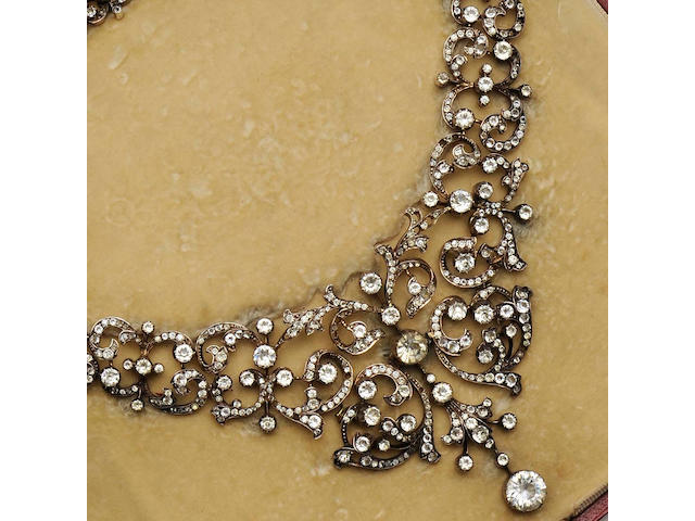 A late 19th century paste necklace