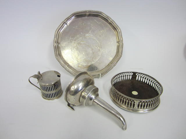 A Georgian silver wine funnel London 1792  (4)