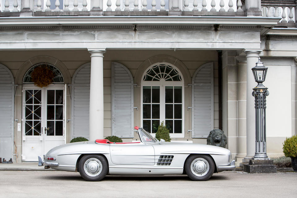 Новый замок машины. Mercedes-Benz 300 SL Roadster 1958. Замок для машины.