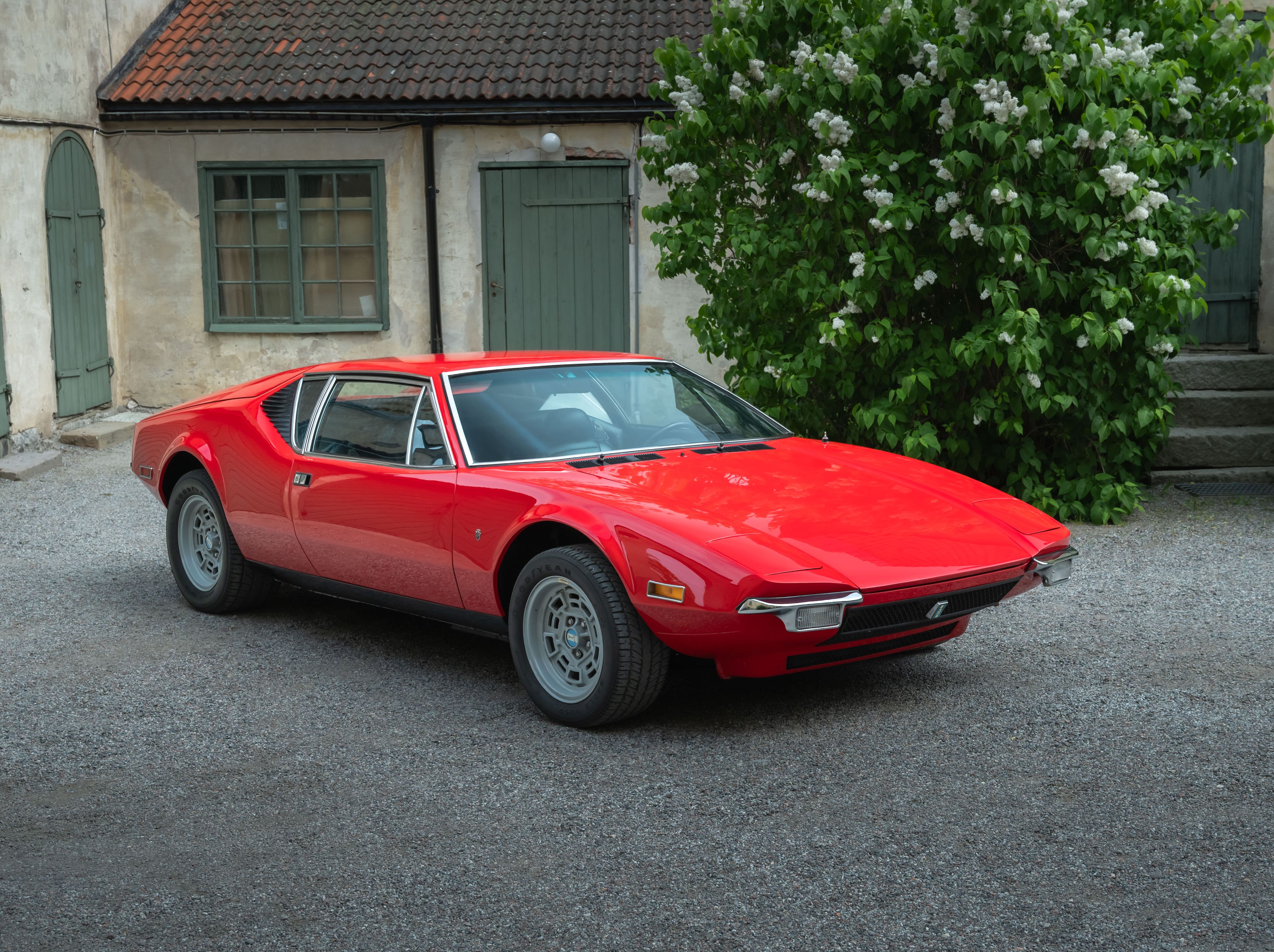 1972 De Tomaso Pantera Coupé