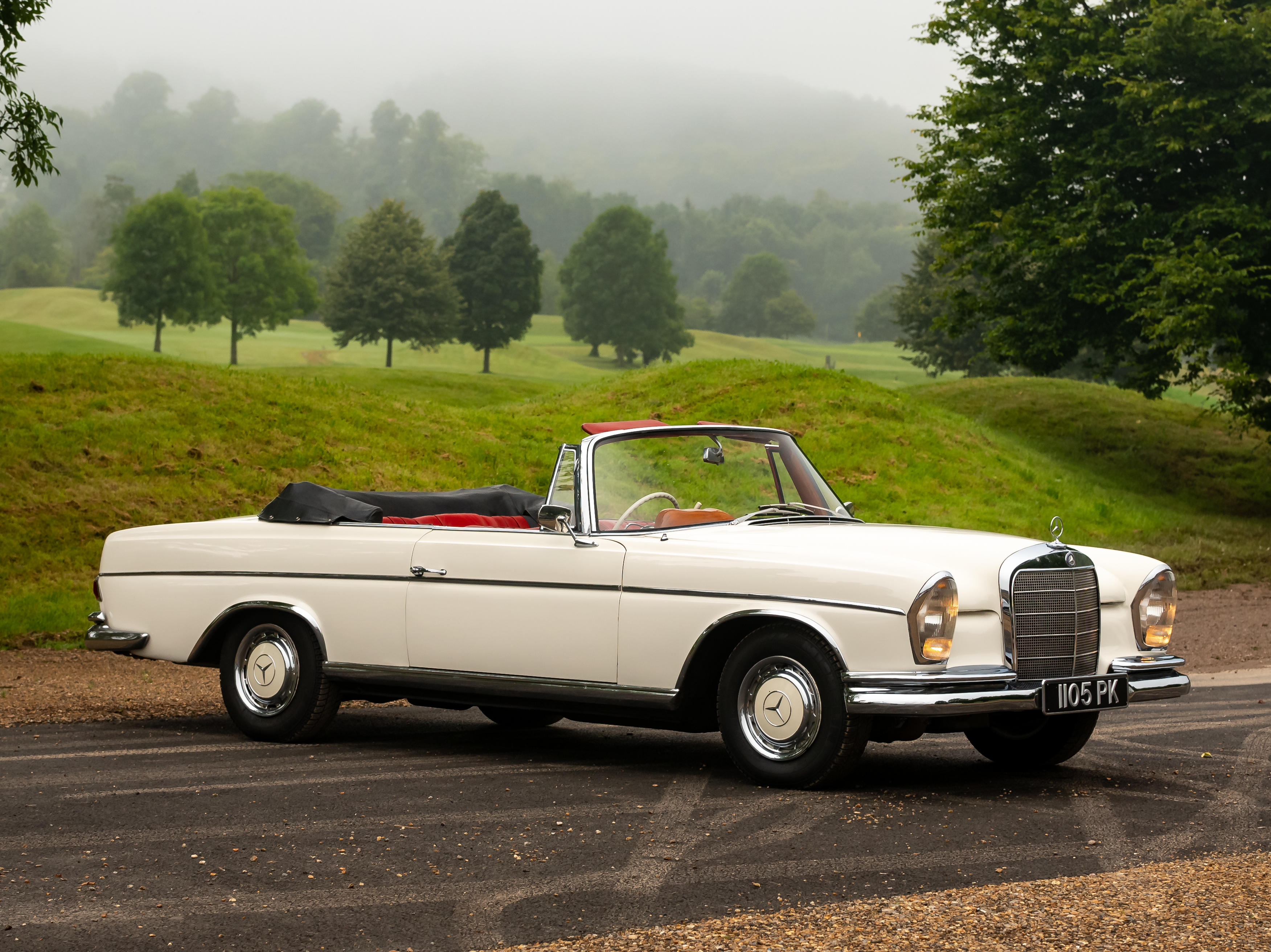 Bonhams Cars : 1962 Mercedes-Benz 300 SE Cabriolet Chassis no. 112023 ...