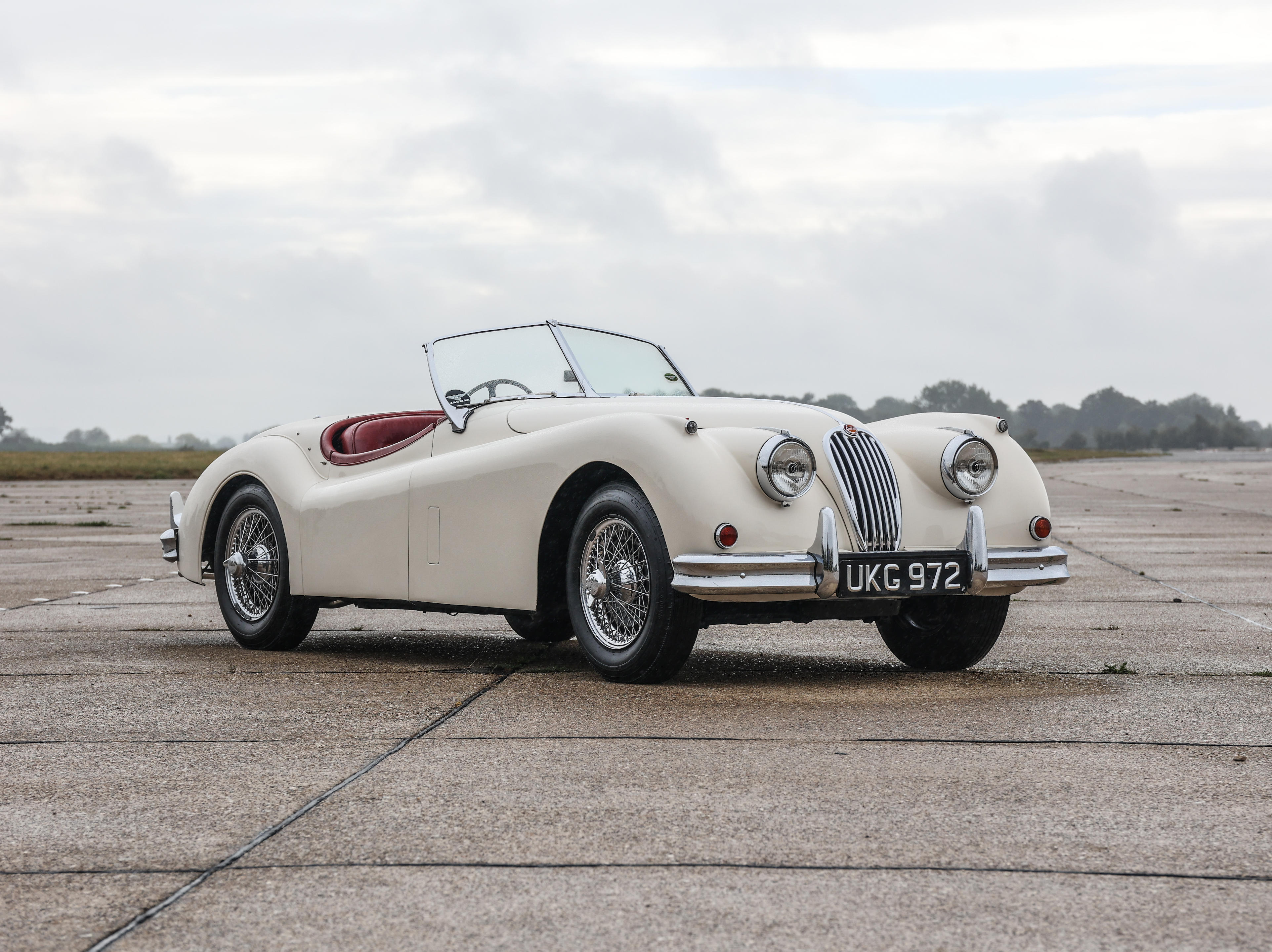 Bonhams Cars : 1957 Jaguar XK140 SE Roadster Chassis no. 800046 Engine ...