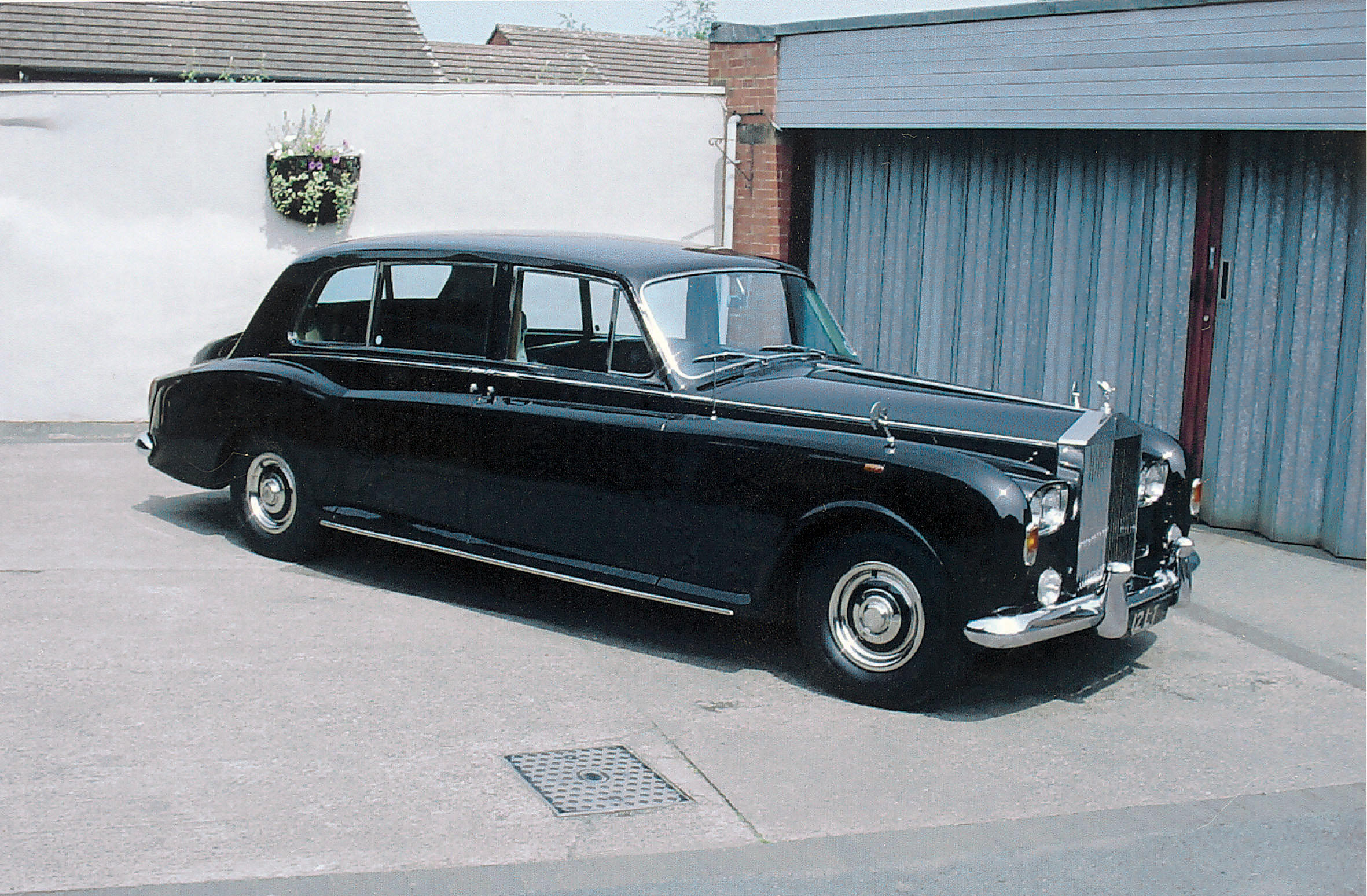 Bonhams Cars : 1971 Rolls-Royce Phantom VI Limousine Coachwork by ...