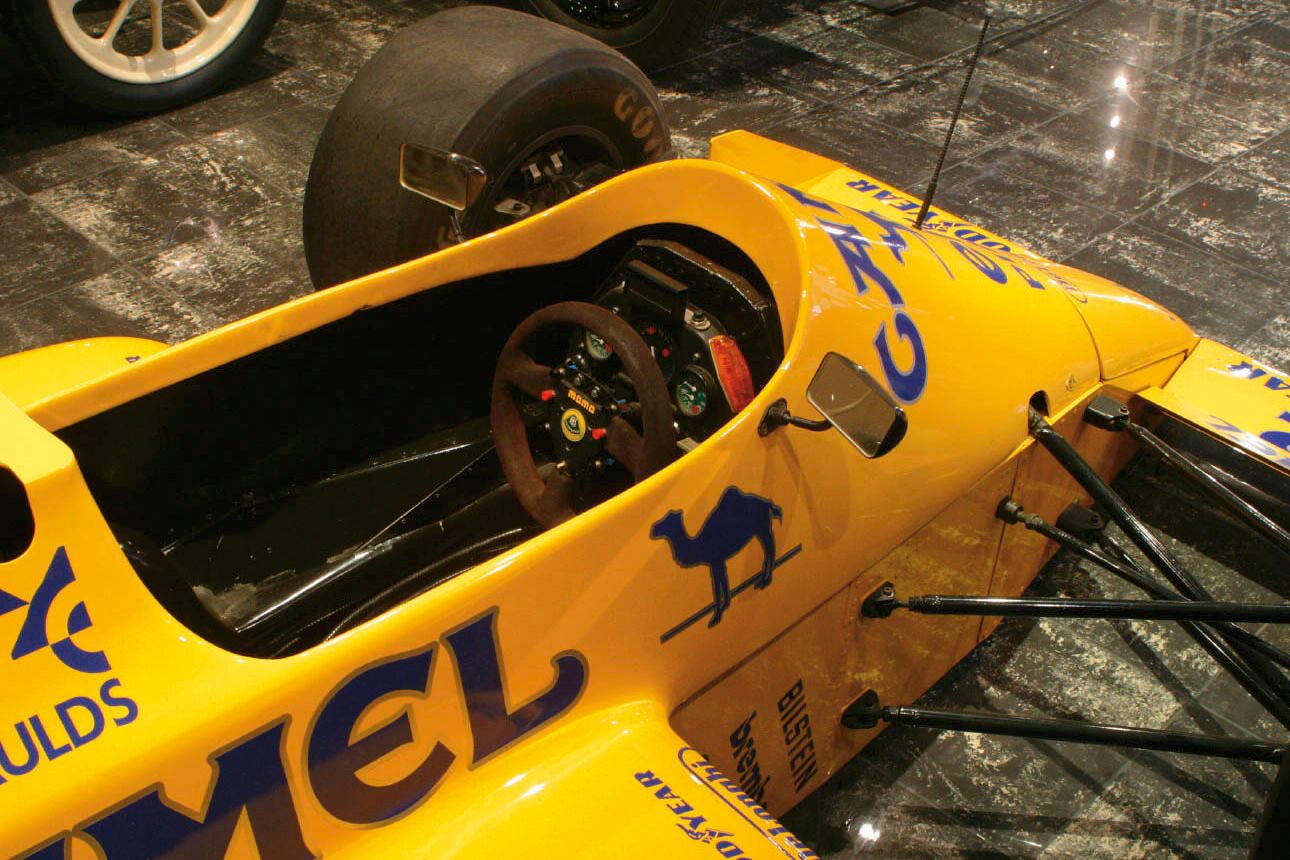 1989 Lotus Formula One Type 1014 Bodywork and livery in the style of