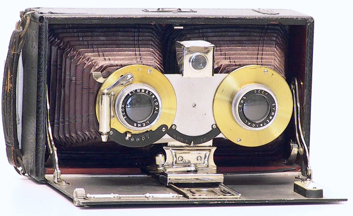 Tella Stereo camera.