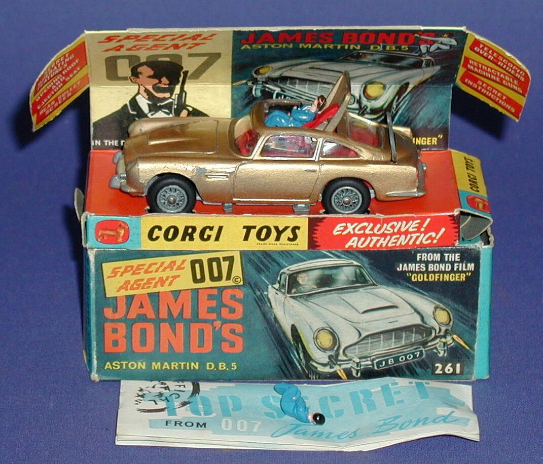 Corgi Toys James Bond Aston Martin DB5 261 Poster Leaflet Advert Sign A4 size 