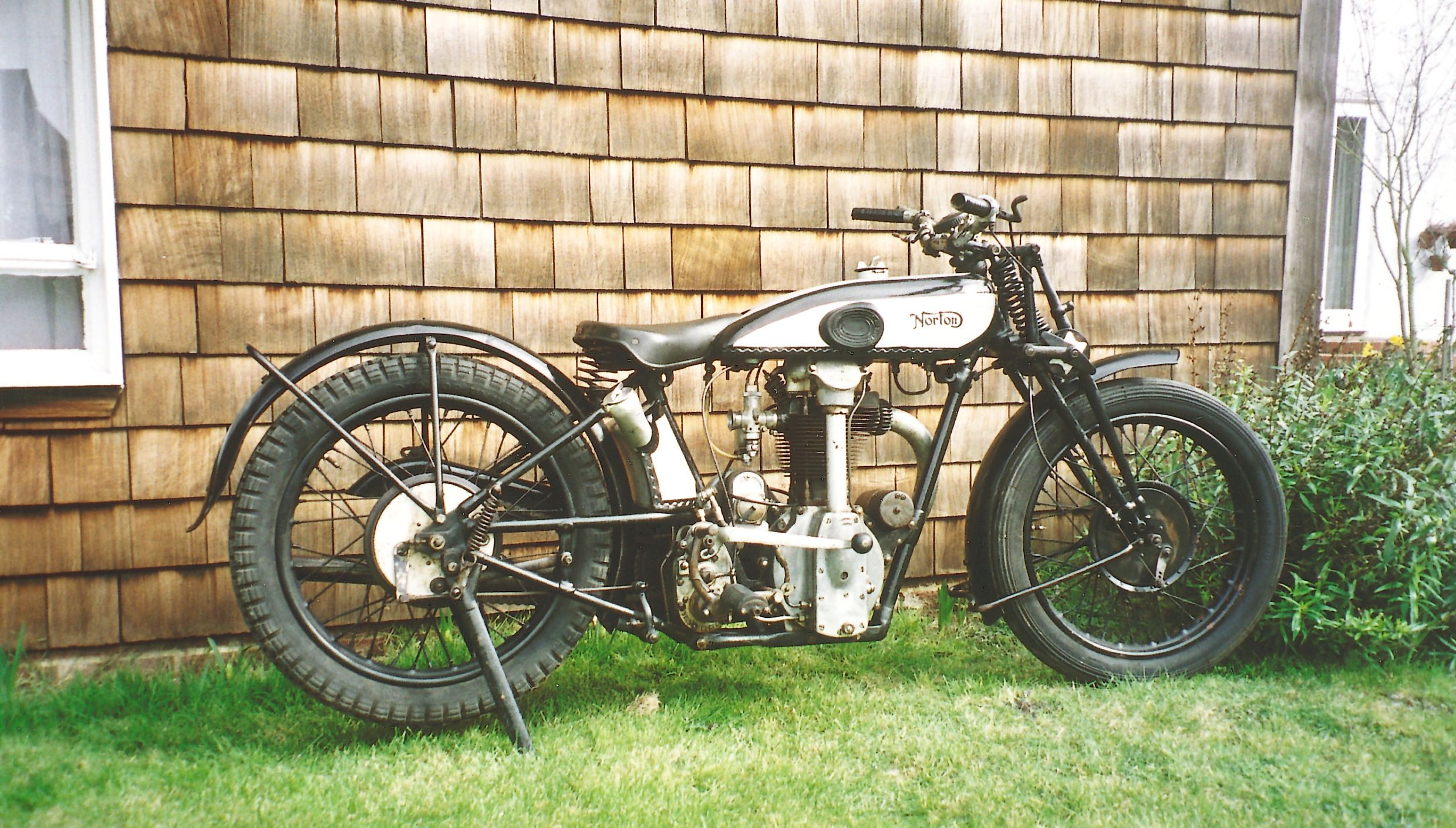 Bonhams Cars : 1929 Norton CS1,1928 Norton 490cc CS1 Engine no. 37033