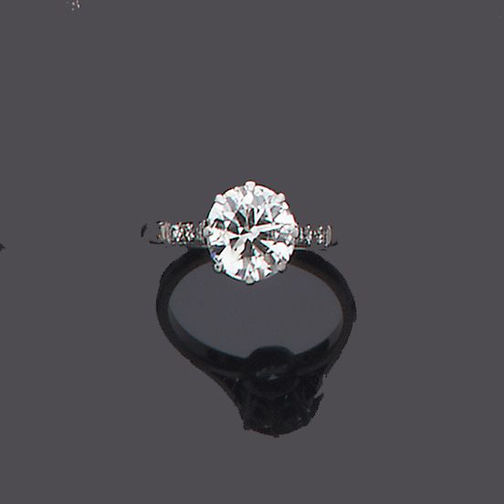 A diamond single-stone ring