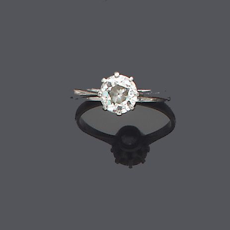 A diamond single-stone ring