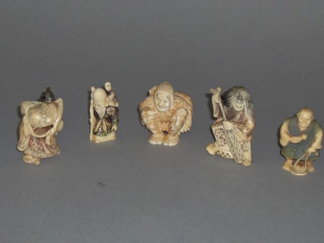 High quality Japanese carved ivory netsuke