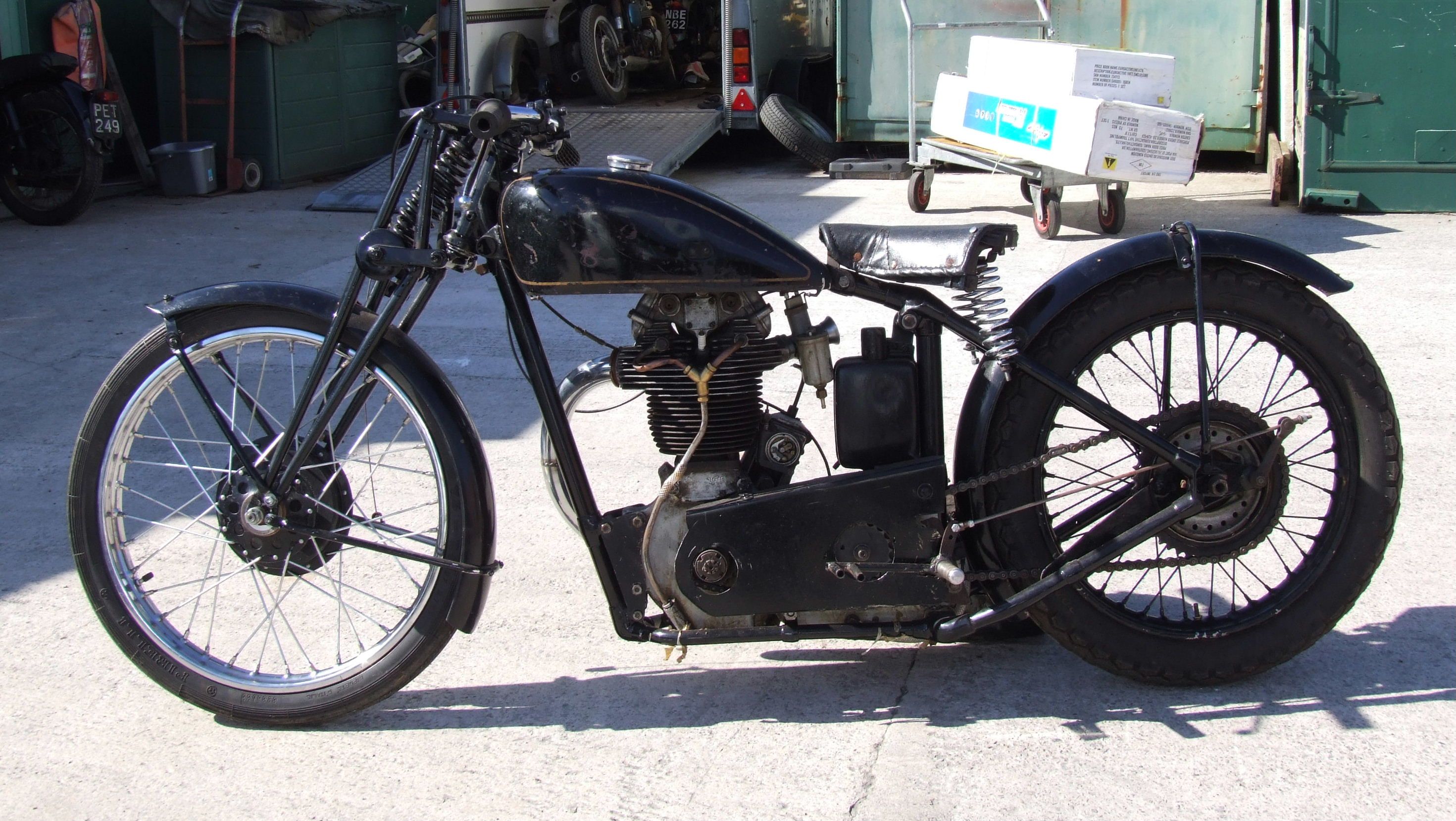 Bonhams Cars : 1936 Velocette 349cc KSS MkII Frame no. MS2139 Engine no