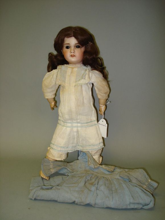 POUPEE ANCIENNE EN COMPOSITION SFBJ 11 PARIS 301