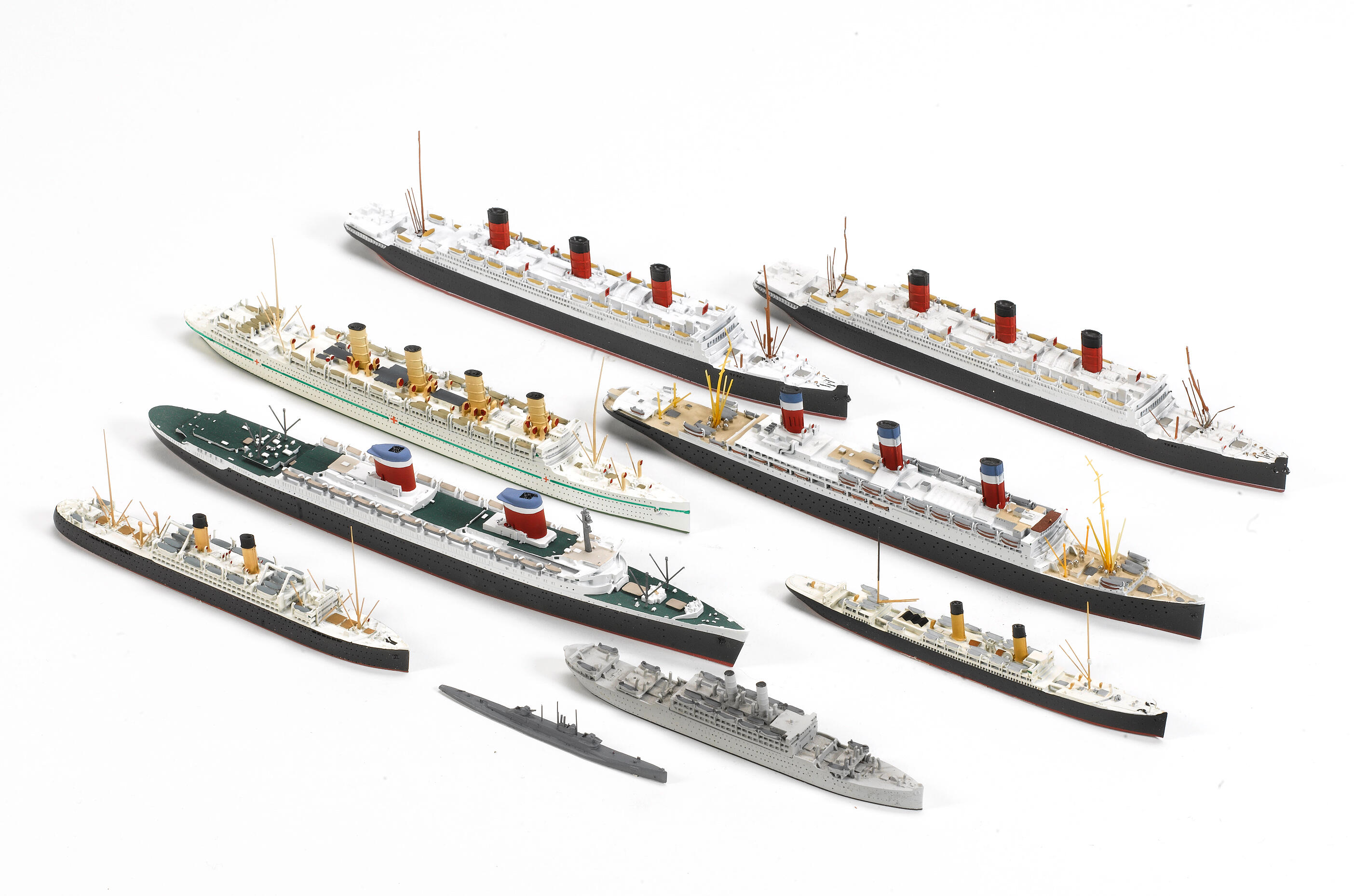 A collection of diecast scale waterline ship models auctions & price
