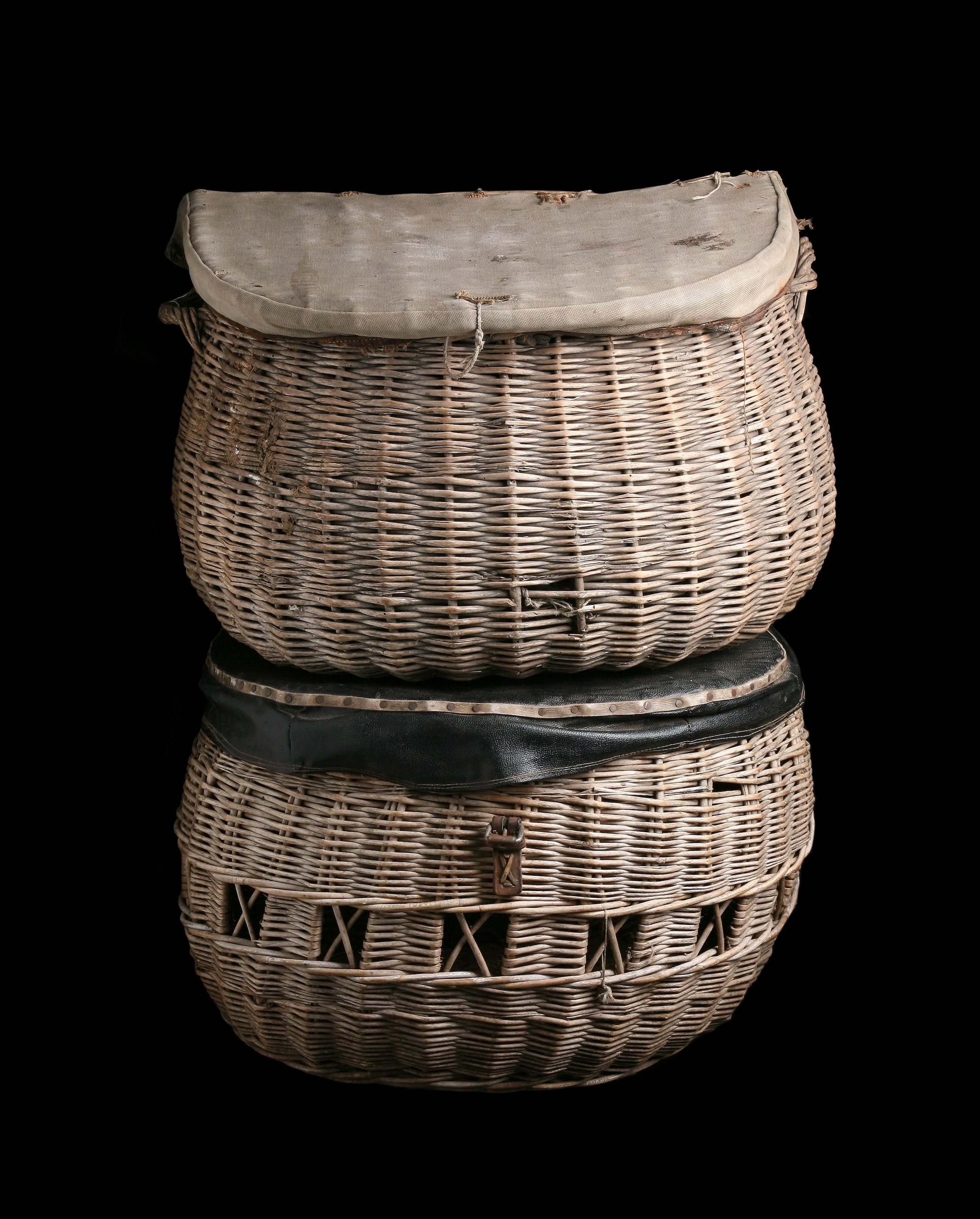 Two wicker grouse panier-baskets