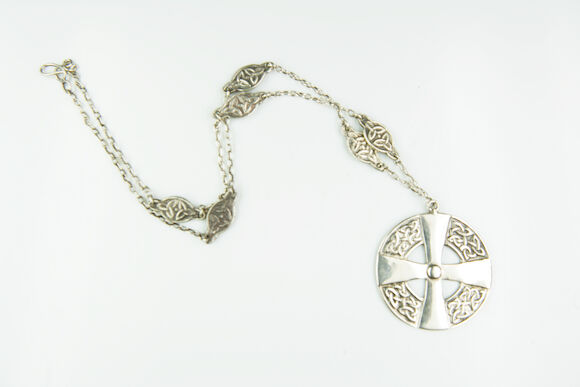 Bonhams : A silver necklace, by Alexander Ritchie