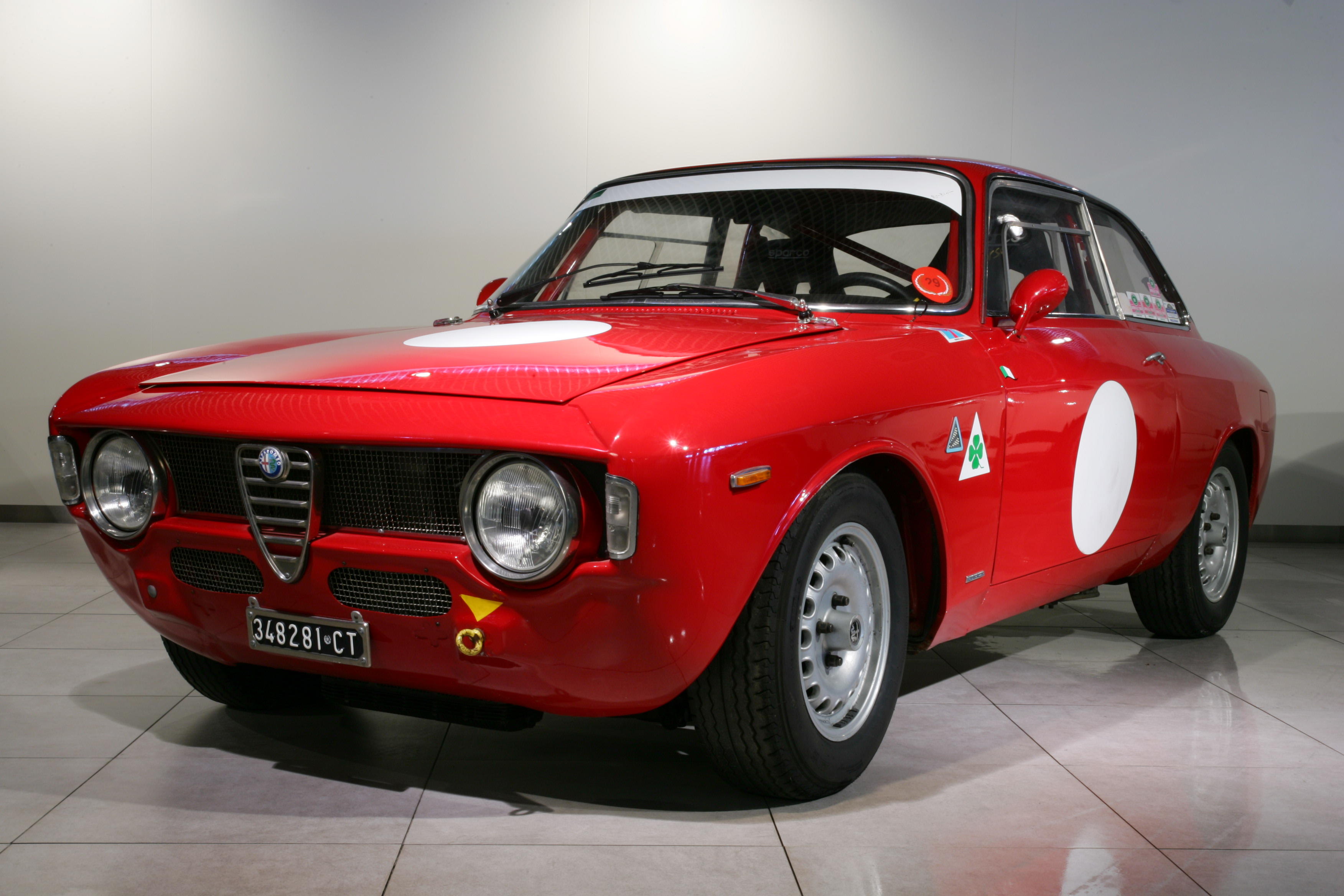 cars.bonhams.com