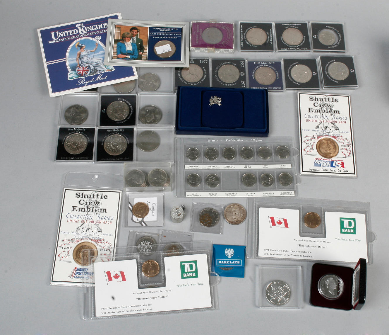 A collection of assorted commemorative coins