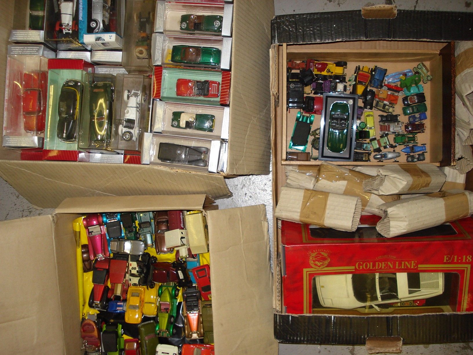 Bonhams Cars A lot of diecast model cars,