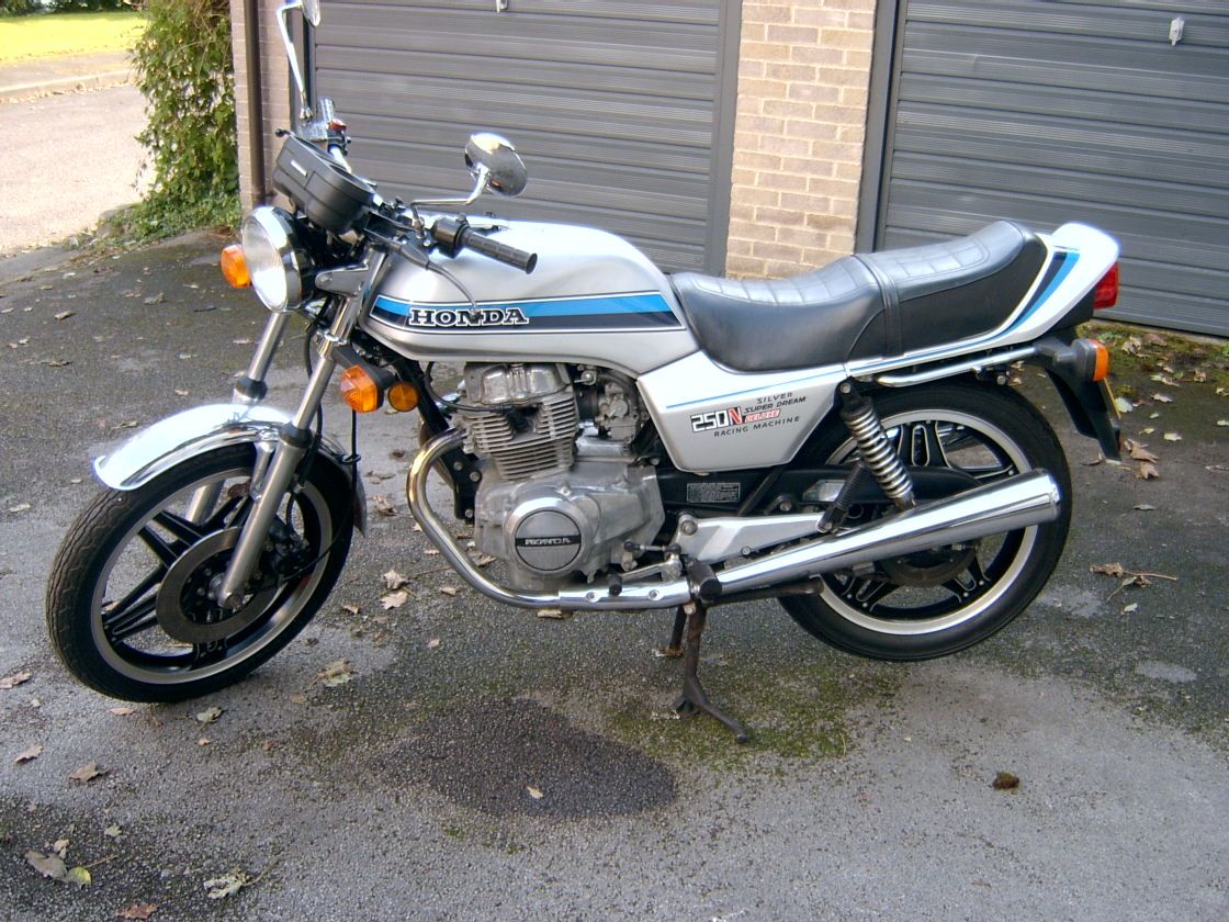 Bonhams Cars : 1981 Honda CB250N Super Dream Frame no. CB250