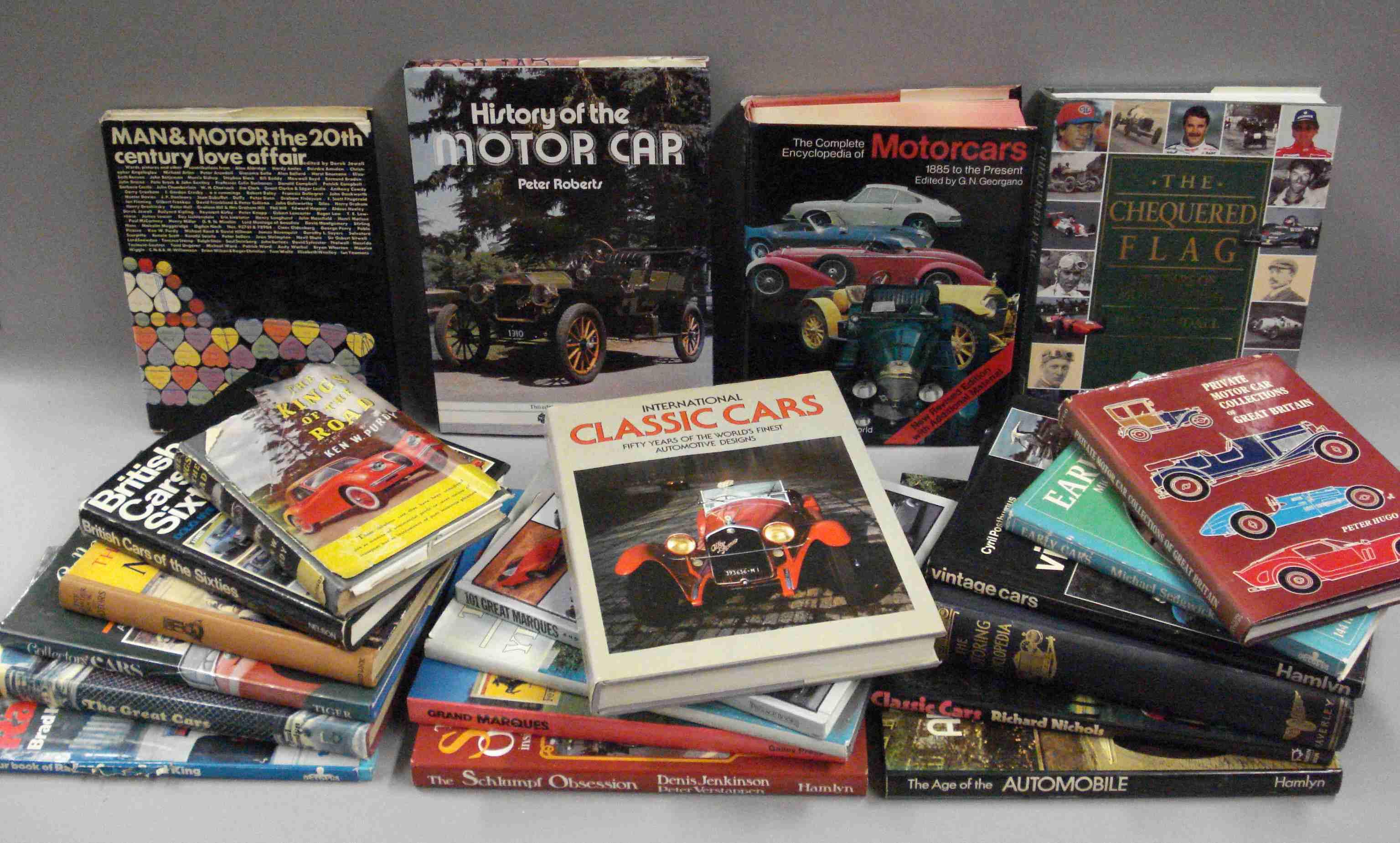 Bonhams Cars : A lot of automotive literature,