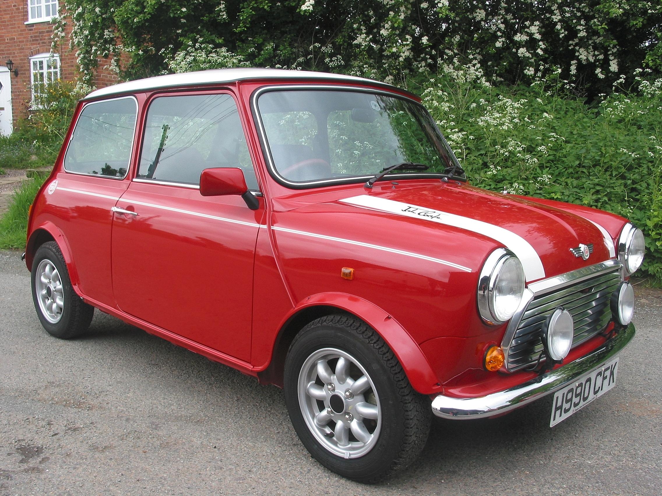 Bonhams Cars : One owner, 98.2 miles from new,1990 Mini-Cooper RSP ...