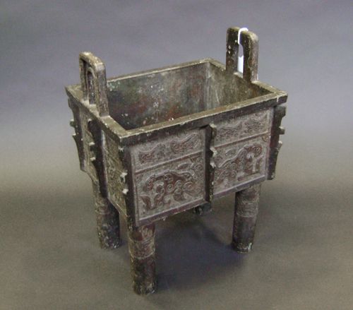 An archaistic bronze Ding