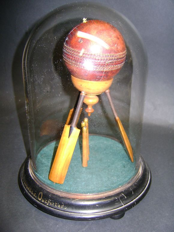 BTFO Agacent Farceur Sons Cricket, Ovale Dispositif Sonore Cricket Caché avec 16 Sons Grésillement Articles Farce Sonores pour Bureau École Fête Maison Amis Cadeaux Farce (Bleu