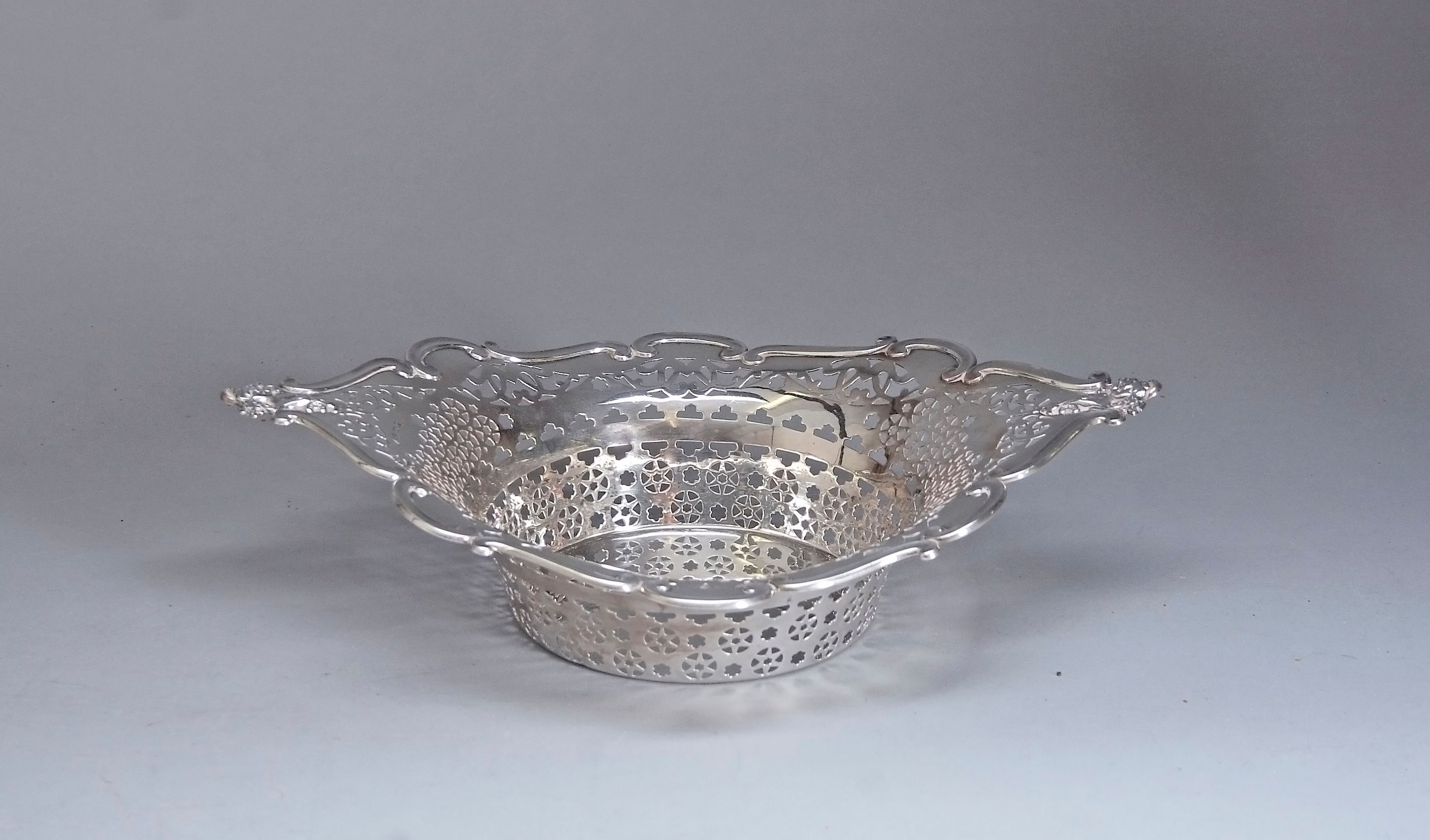 William Aitkin auctions, appraisal insights and free art