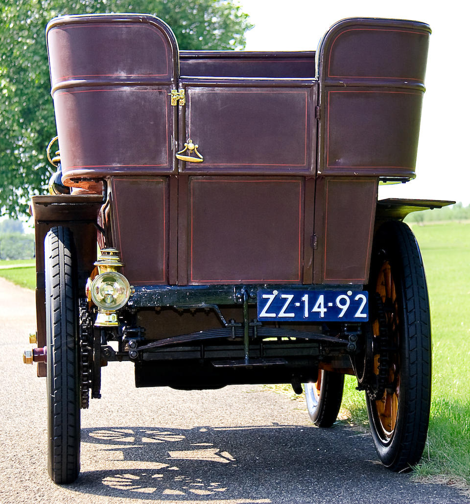 Formerly in the Lips Collection in Holland,1902 Panhard-Levassor Type A 7hp Rear Entrance Tonneau  Chassis no. 5718 Engine no. 5718