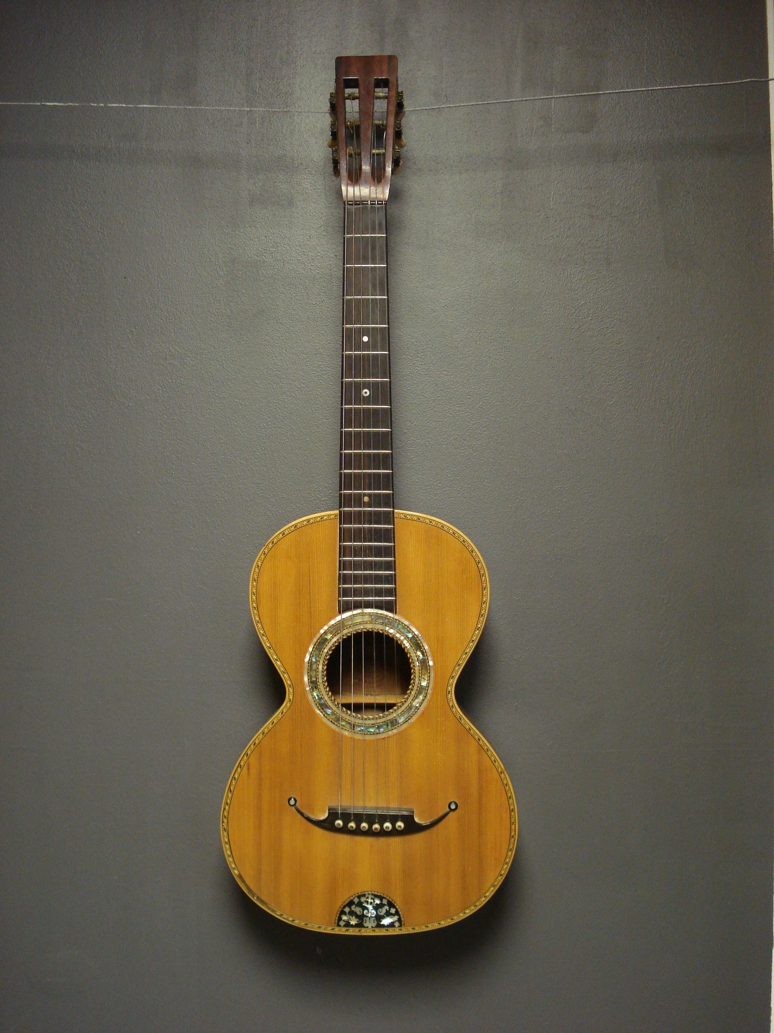 An Italian guitar by Gaetano Guadagnini , Turin, 1827, labelled Gaetano