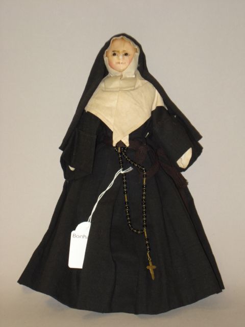 Wax over composition Nun