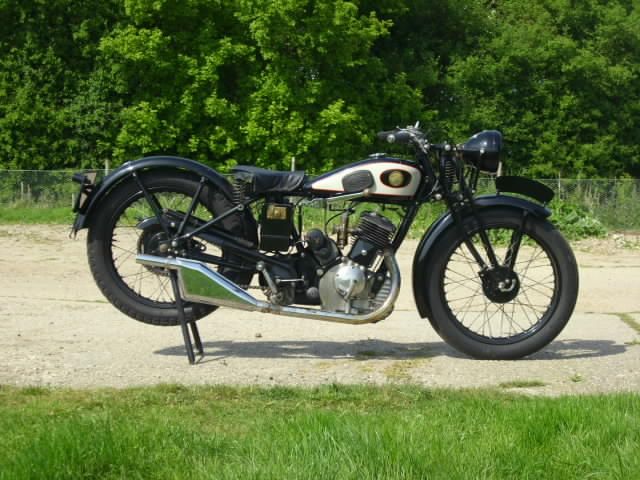 1930 triumph motorcycle