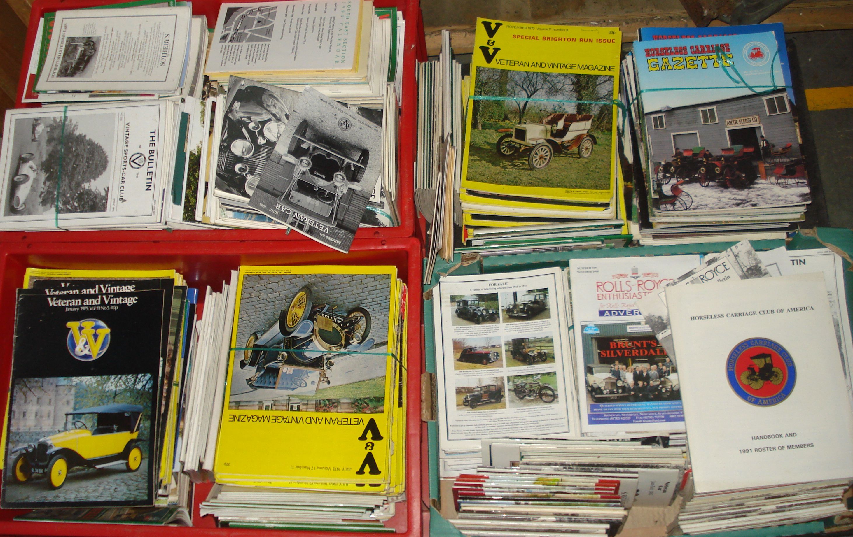 Bonhams Cars : A quantity of magazines relating to veteran and vintage