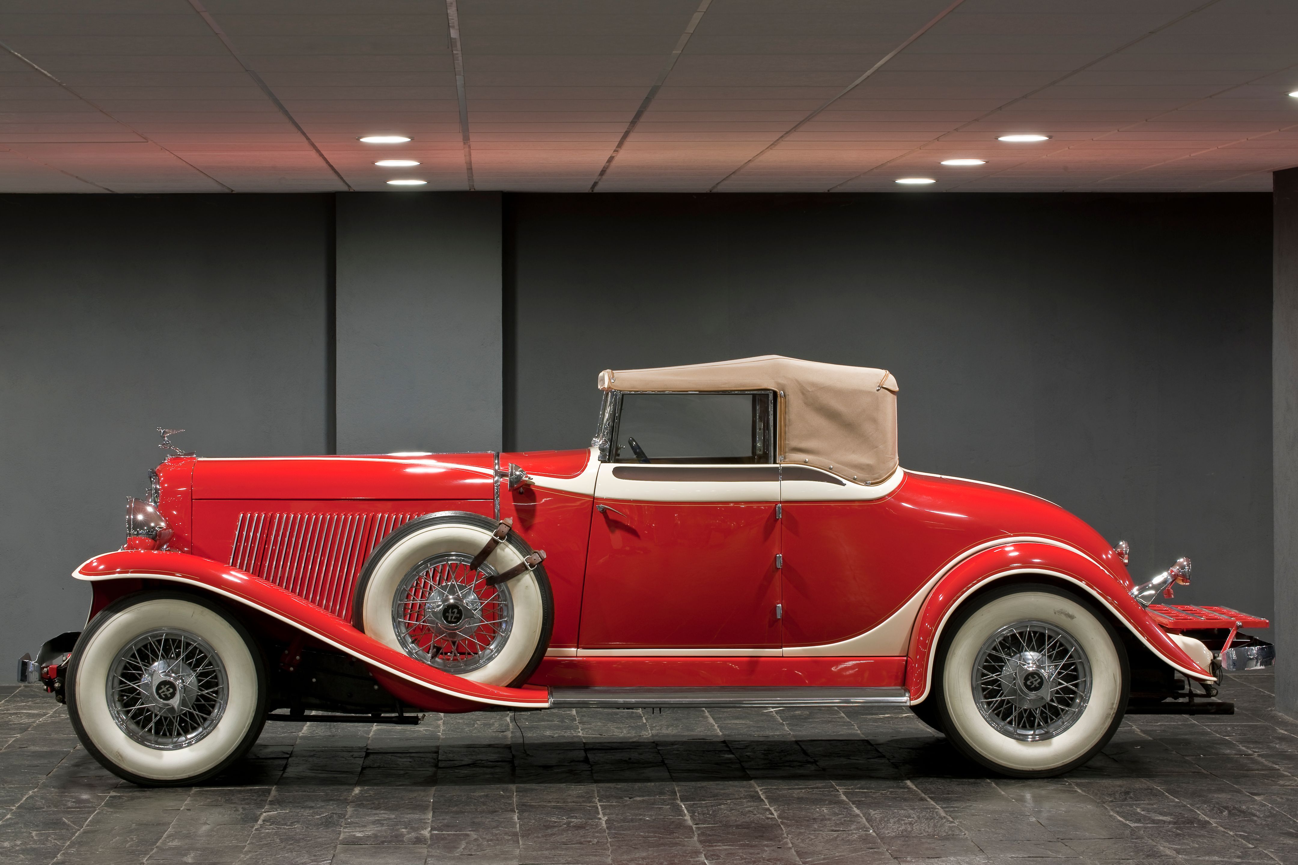 Bonhams Cars : 1932 Auburn 12-161 Convertible Coupé,