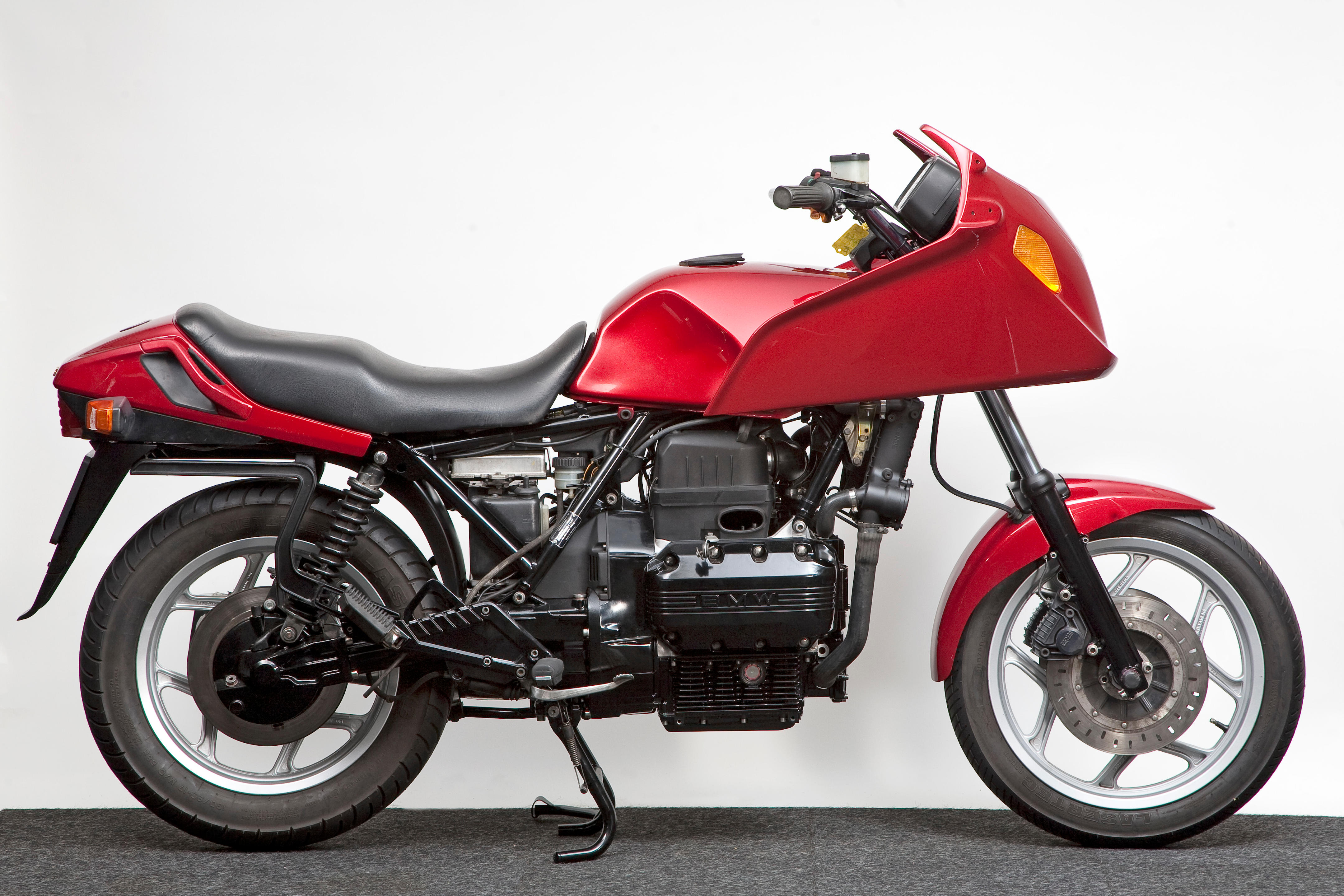 1990 BMW 740cc K75RT Frame no. 6018527 Engine no. 11904150 - auctions ...