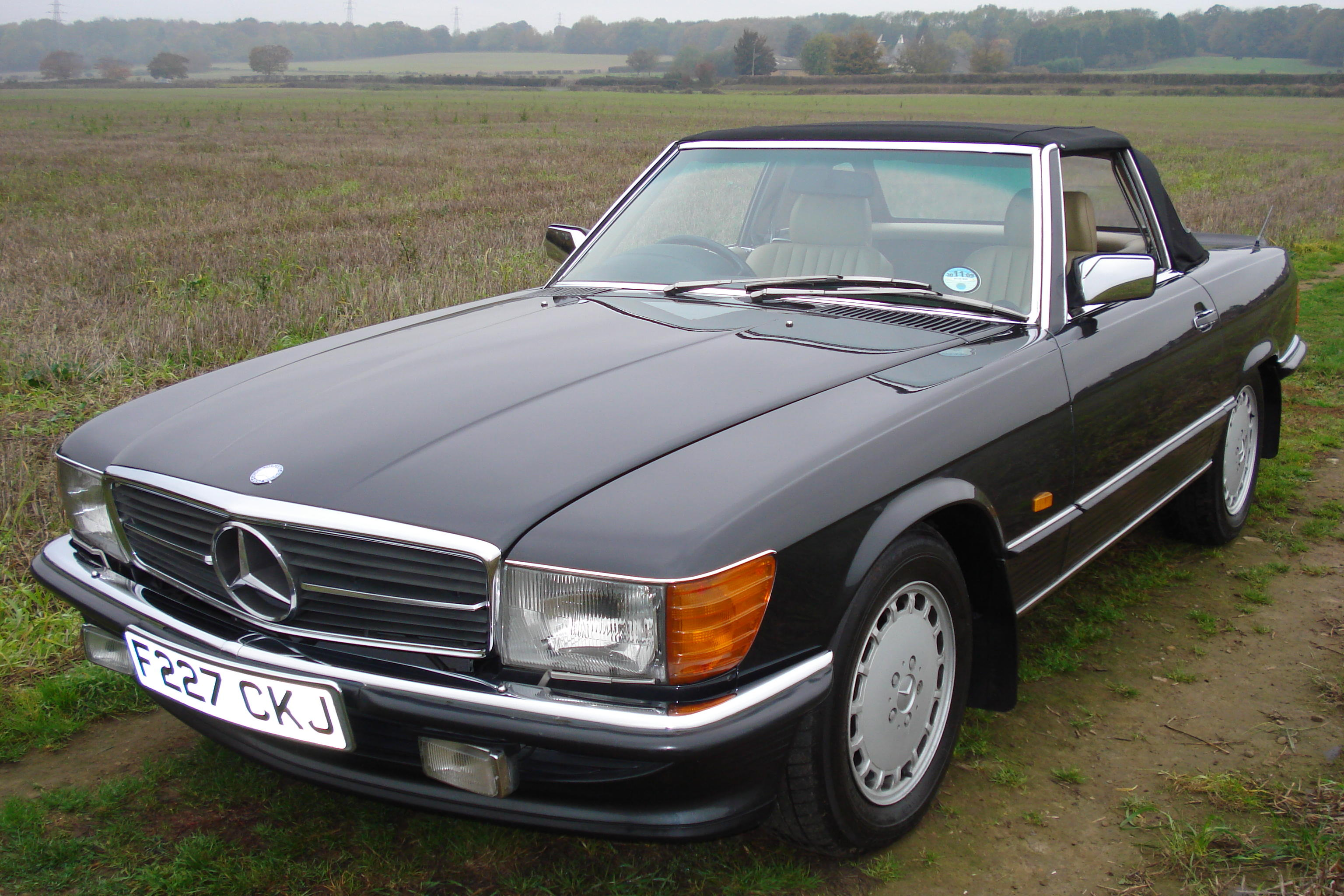 Bonhams Cars : 1988 Mercedes-Benz 420SL Convertible Chassis no ...