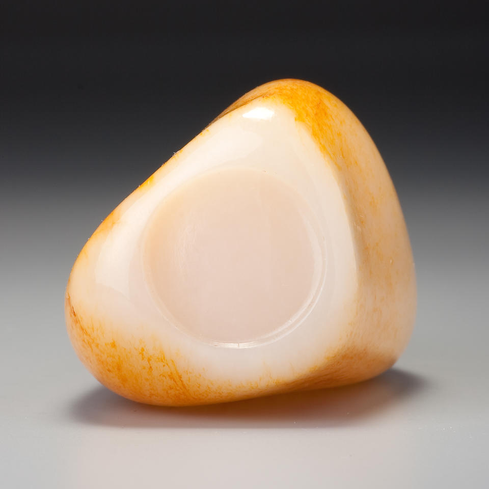 Bonhams A Nephrite Pebble Material Snuff Bottle 1730 1860