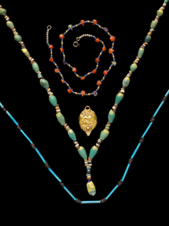 Bonhams : Three Egyptian necklaces and a Parthian gold pendant, 4