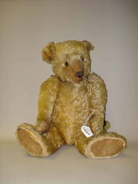 Bonhams : Chiltern hugmee Teddy bear, 1930's