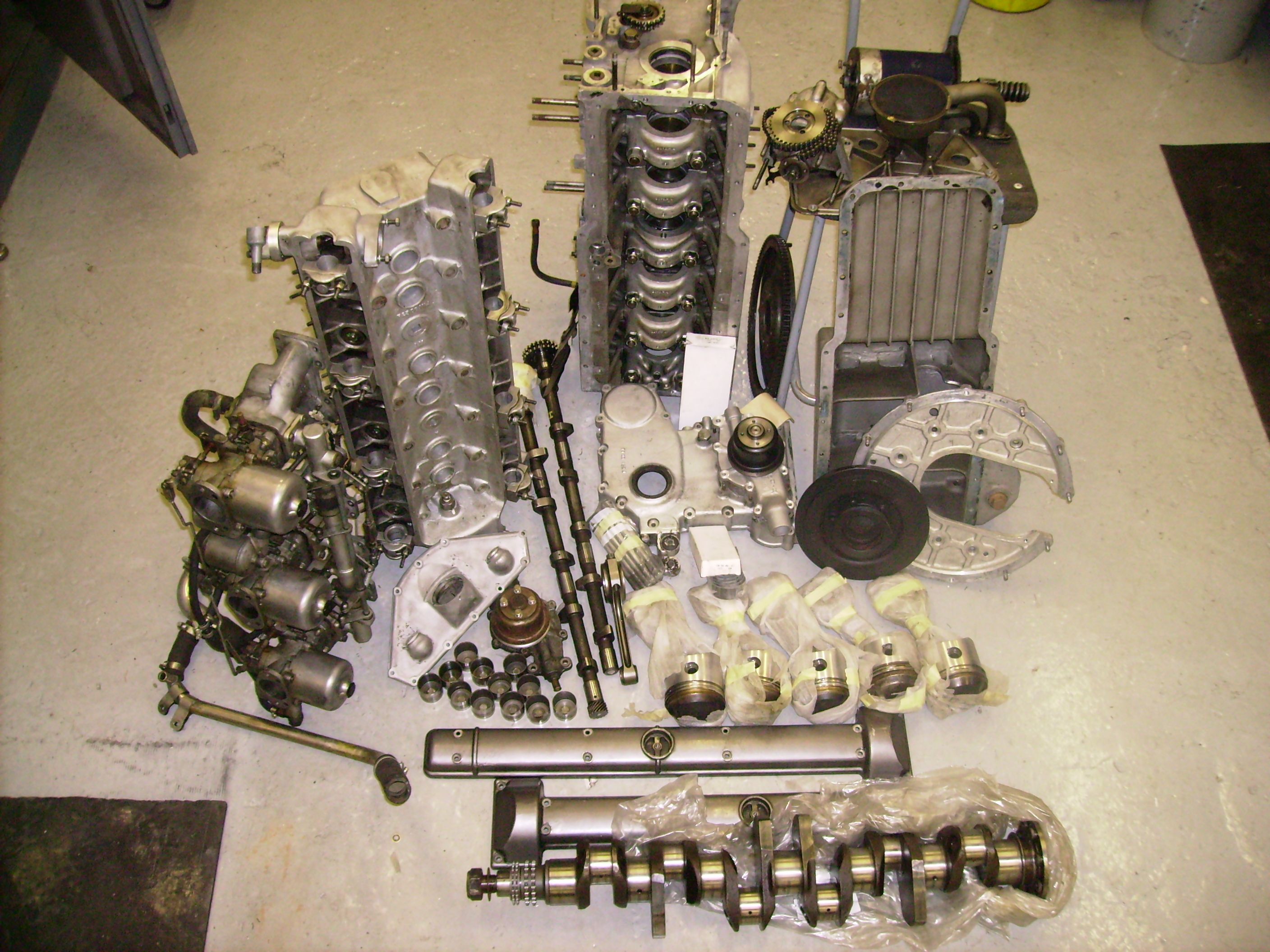Bonhams Cars : An Aston Martin DBS engine, number 400/1406V,