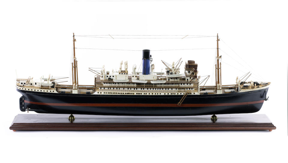 Bonhams : A sailor's model of the Blue Funnel cargo passenger liner SS ...